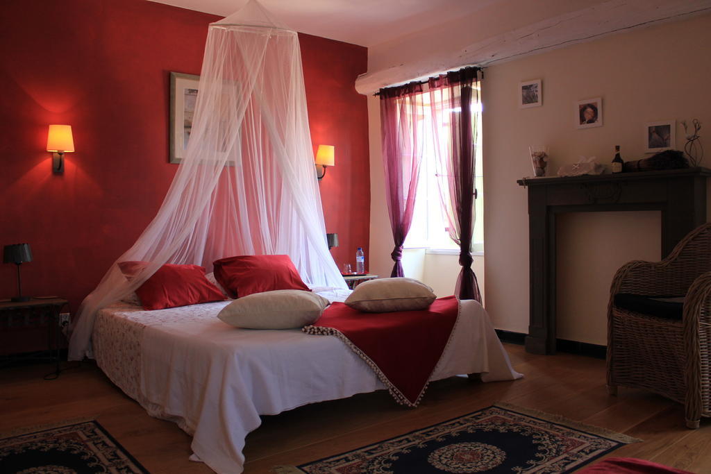 Hôtel Mas Des Ayres à Saint Alban Auriolles Chambre photo